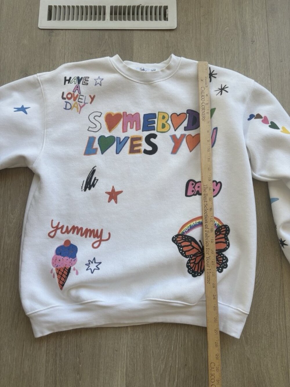 The Mayfair Group x I SCREAM COLOUR Somebody Loves You White Sweatshirt S/M Cruz - Picture 8 of 14